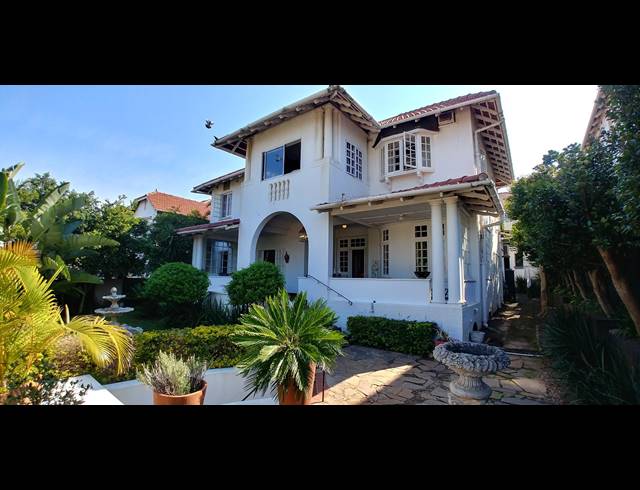 7 BEDROOM HOUSE FOR SALE IN ESSENWOOD